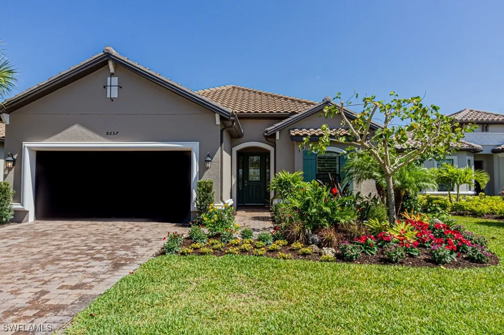 8657 Dilillo Court Naples FL 34119