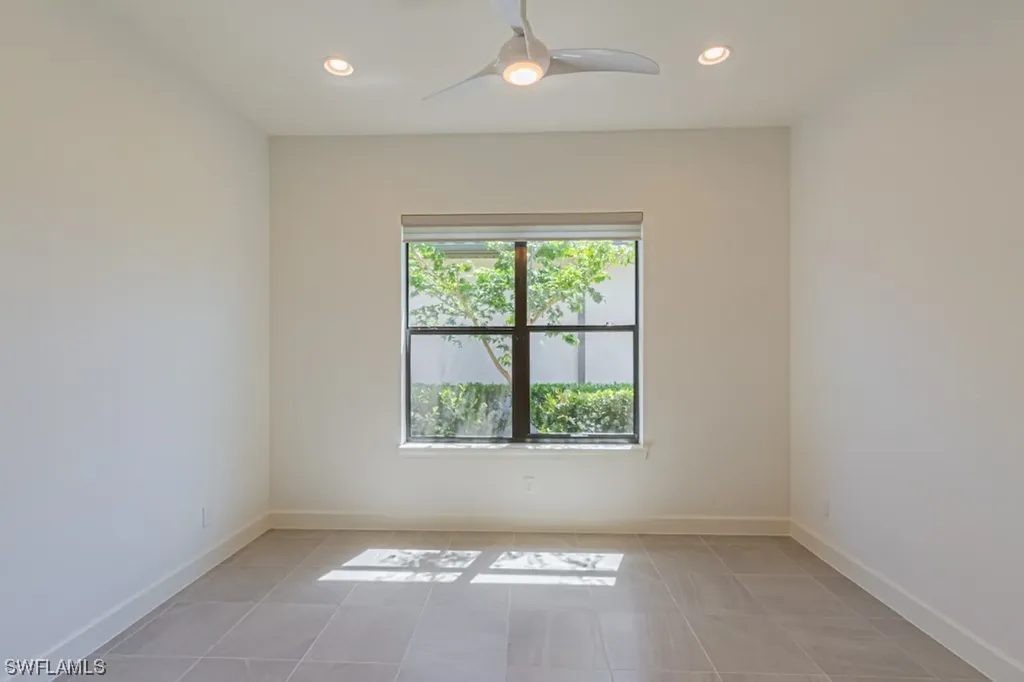 8657 Dilillo Court Naples FL 34119