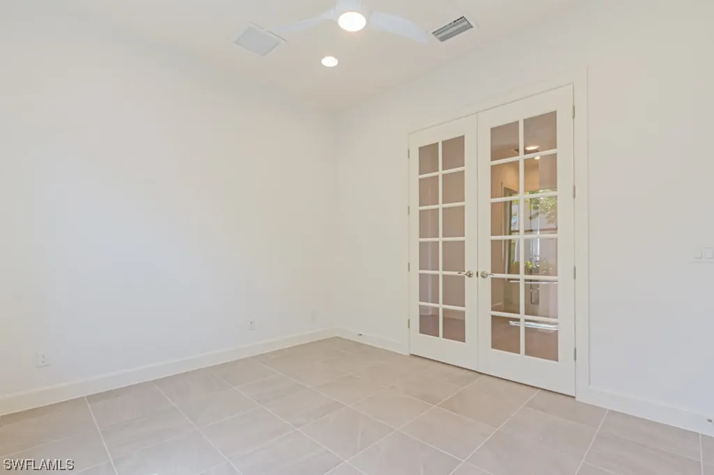 8657 Dilillo Court Naples FL 34119