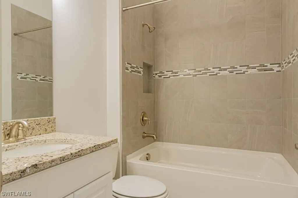 8657 Dilillo Court Naples FL 34119