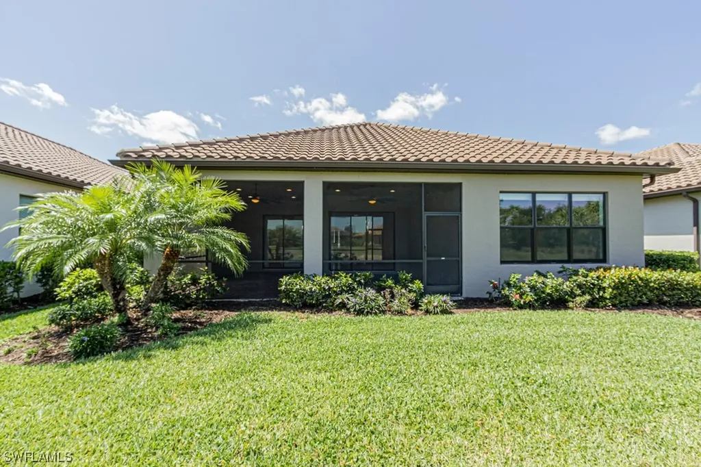 8657 Dilillo Court Naples FL 34119