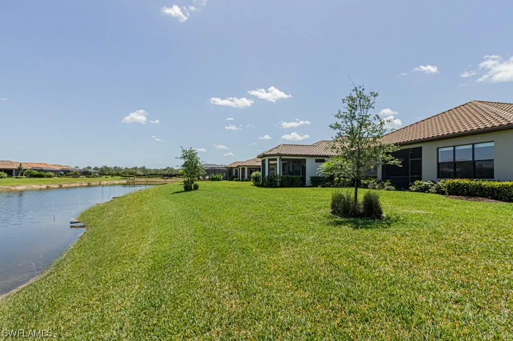 8657 Dilillo Court Naples FL 34119