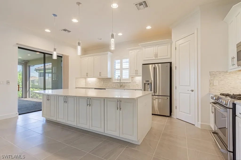 8657 Dilillo Court Naples FL 34119