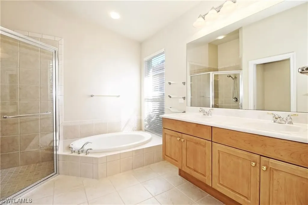 14066 Tivoli Terrace Bonita Springs FL 34135