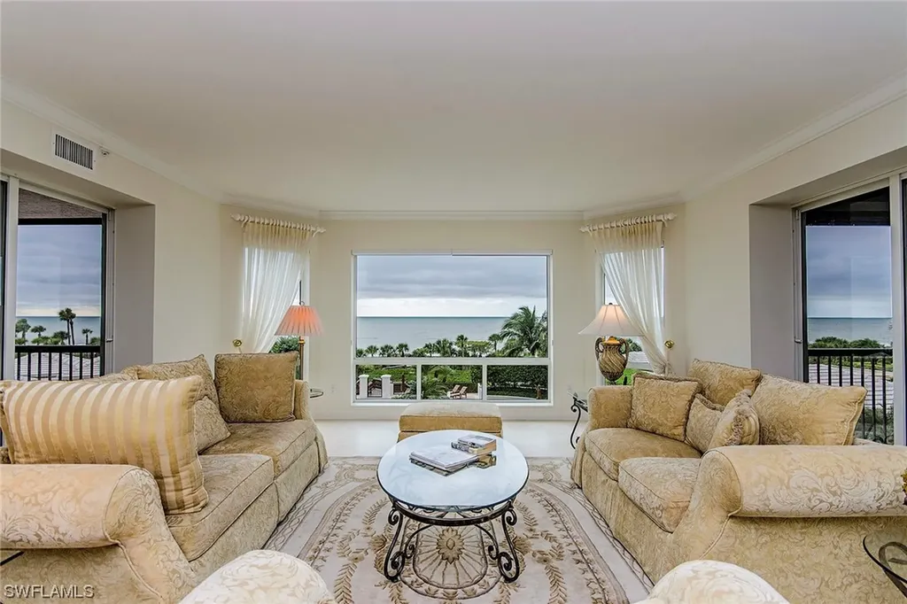8473 Bay Colony Drive Naples FL 34108