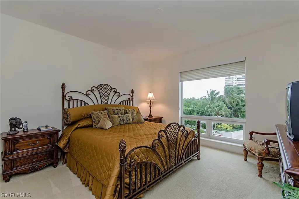 8473 Bay Colony Drive Naples FL 34108