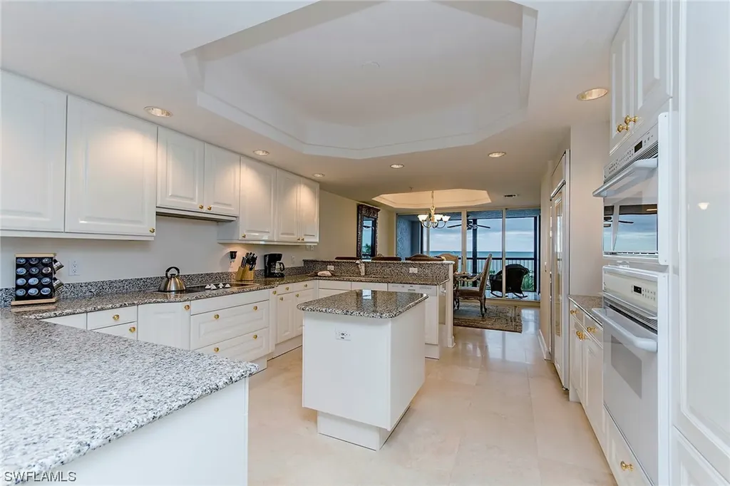 8473 Bay Colony Drive Naples FL 34108