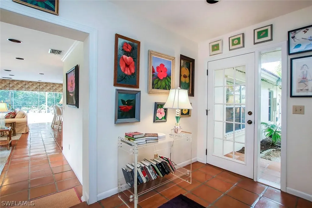 3385 Twin Lakes Lane Sanibel FL 33957