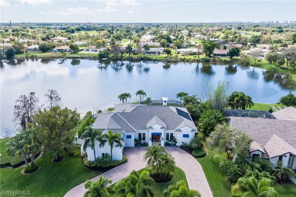 2117 Imperial Golf Course Boulevard Naples FL 34110