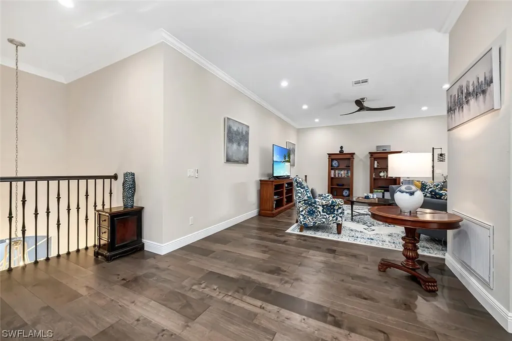 401 Mallory Court Naples FL 34110