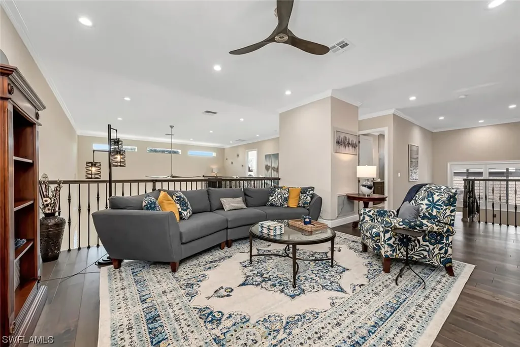 401 Mallory Court Naples FL 34110