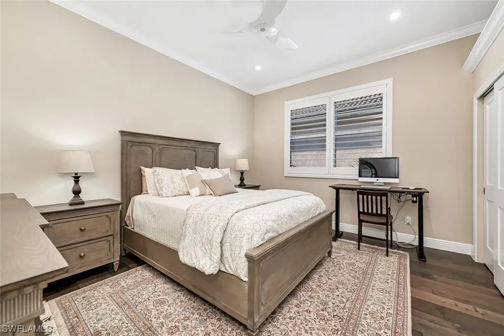 401 Mallory Court Naples FL 34110