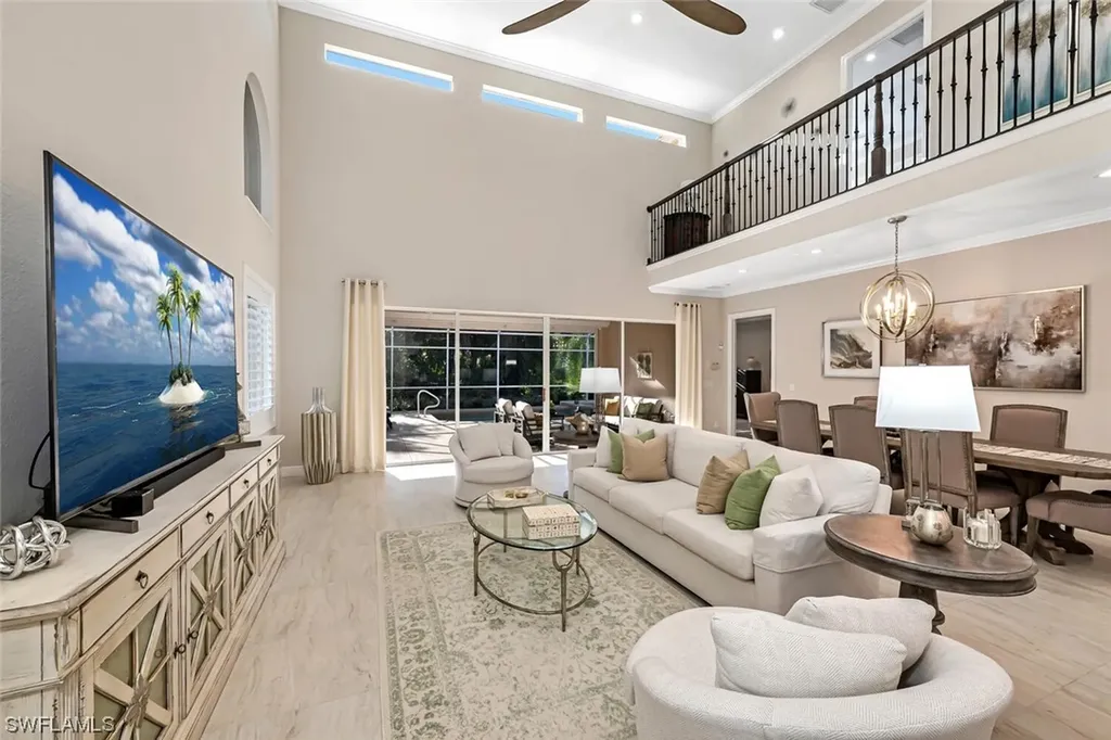 401 Mallory Court Naples FL 34110