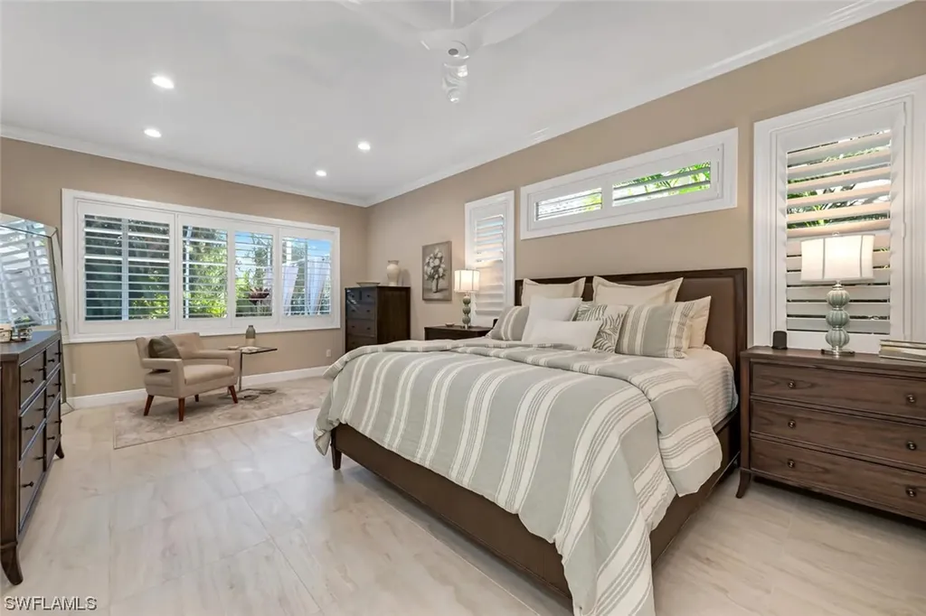 401 Mallory Court Naples FL 34110