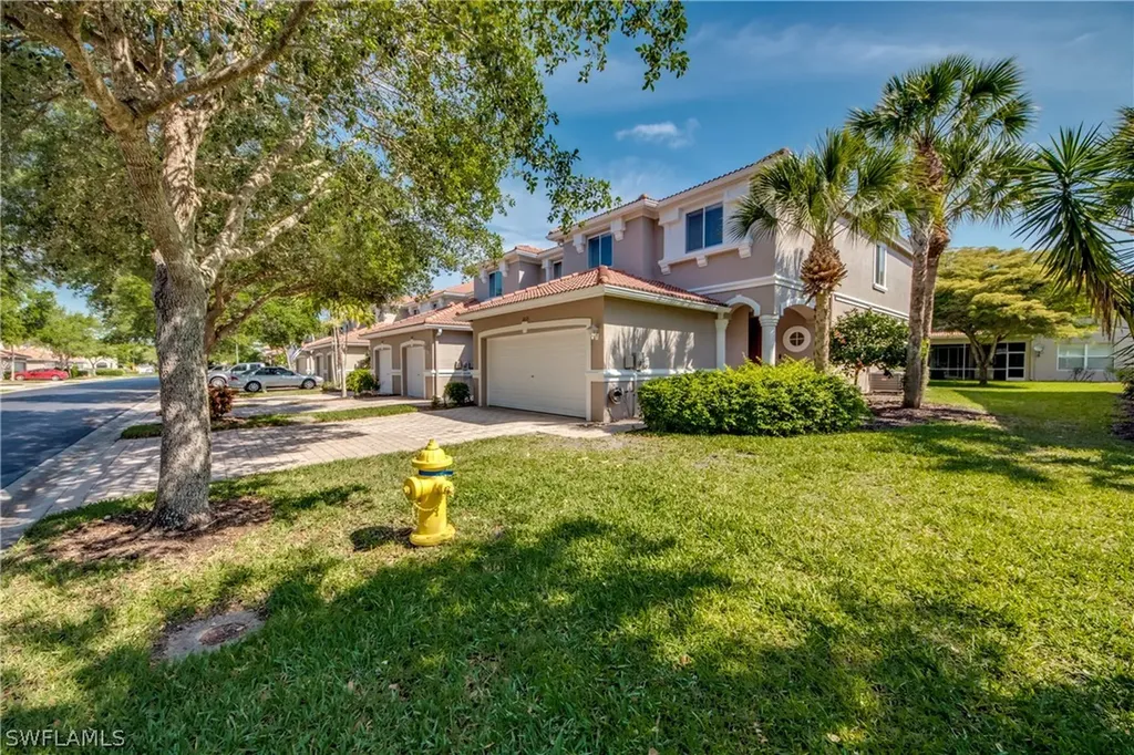 10033 Salina Street Fort Myers FL 33905