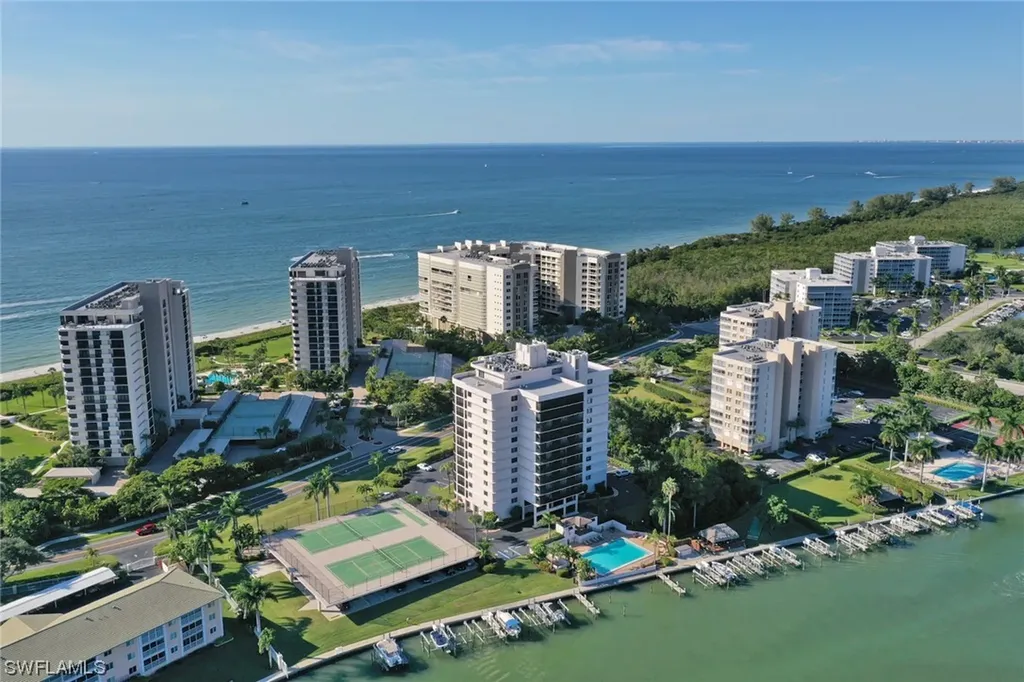 11030 Gulf Shore Drive Naples FL 34108