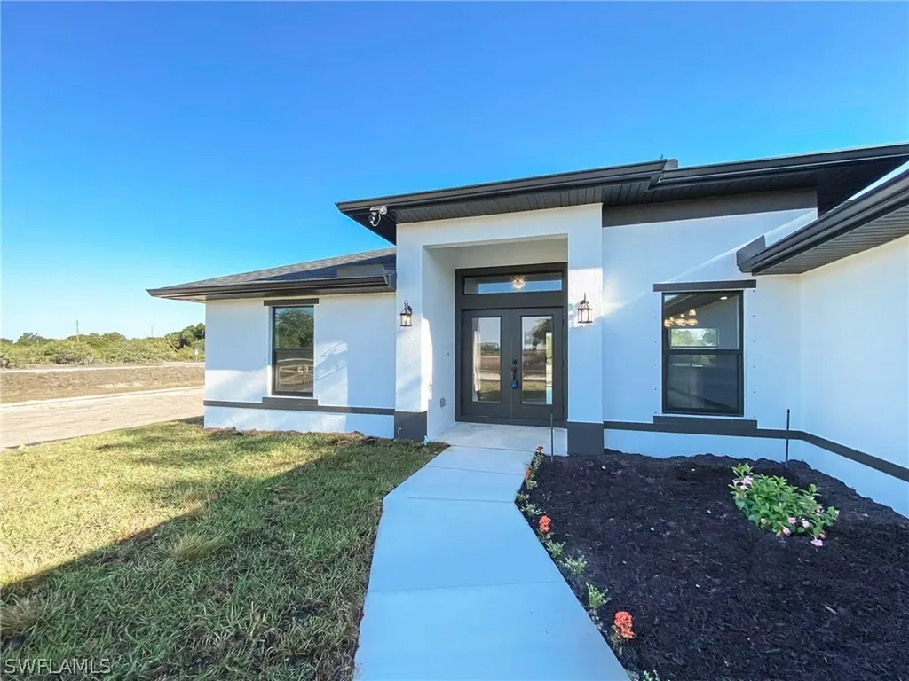 7691 18th Place Labelle FL 33935
