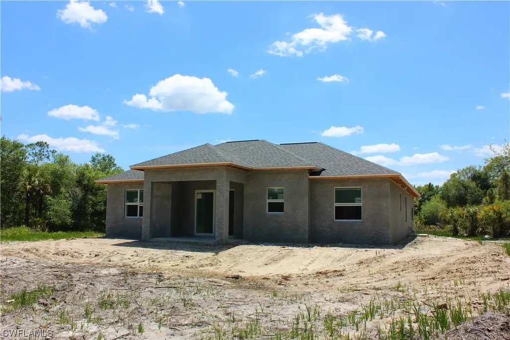 2793 72nd Avenue NE Naples FL 34120