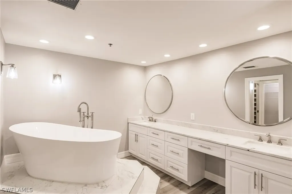 5260 S Landings Drive Fort Myers FL 33919