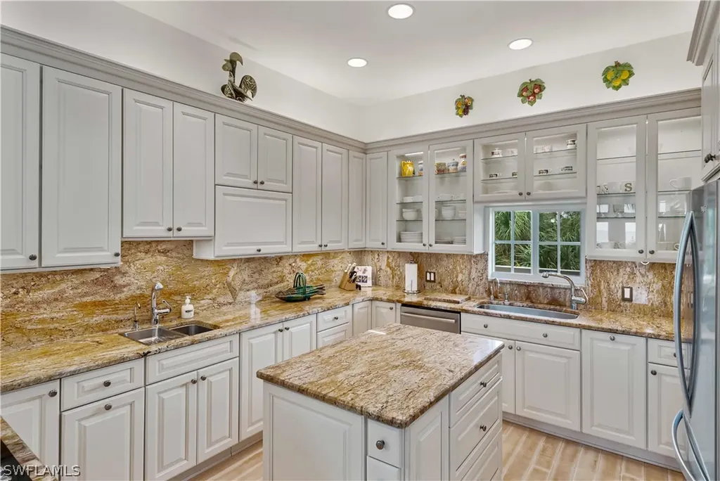 680 Gulf Lane Upper Captiva FL 33924