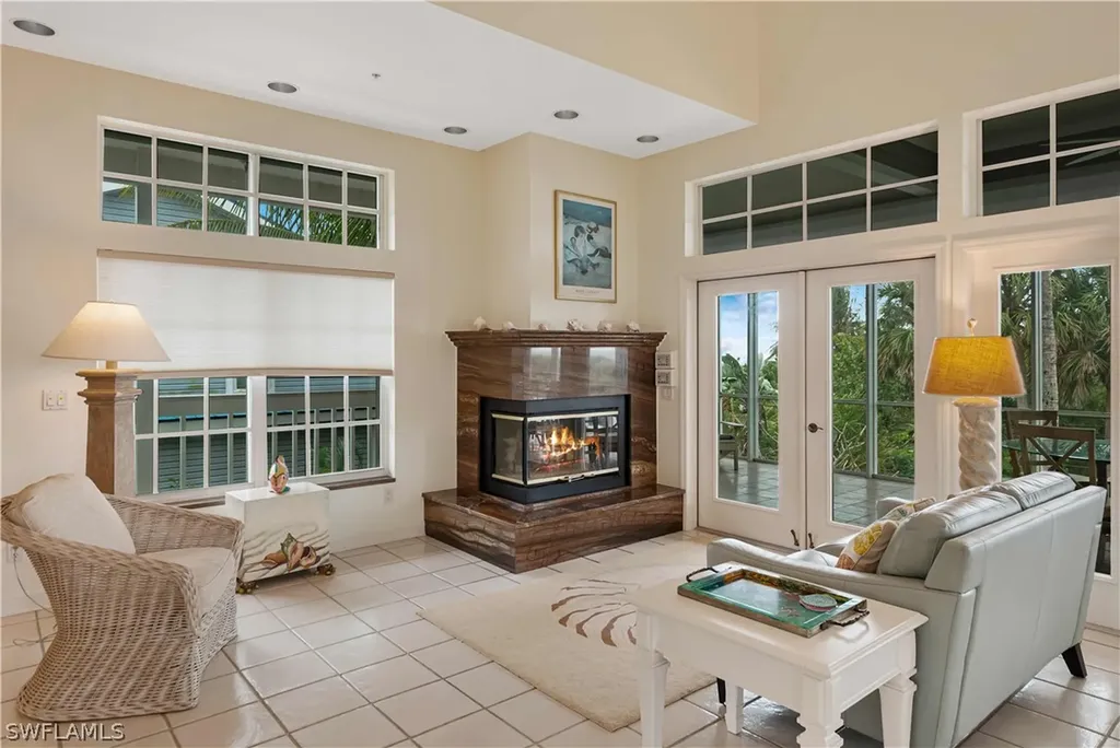 680 Gulf Lane Upper Captiva FL 33924