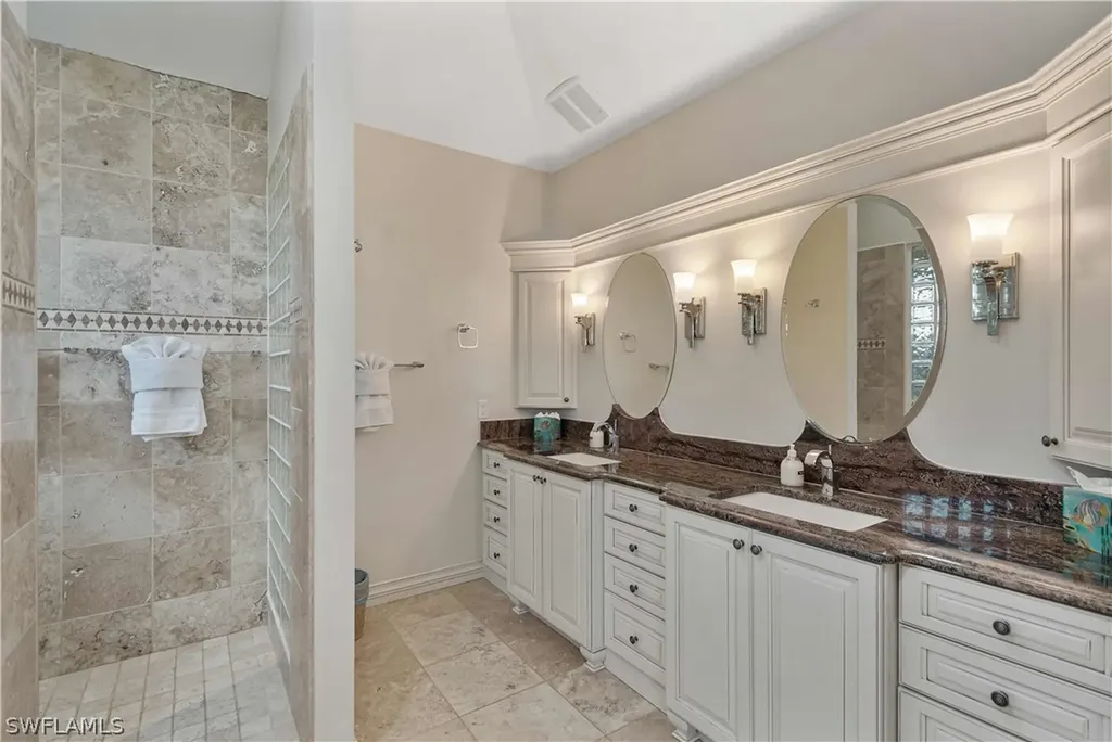680 Gulf Lane Upper Captiva FL 33924