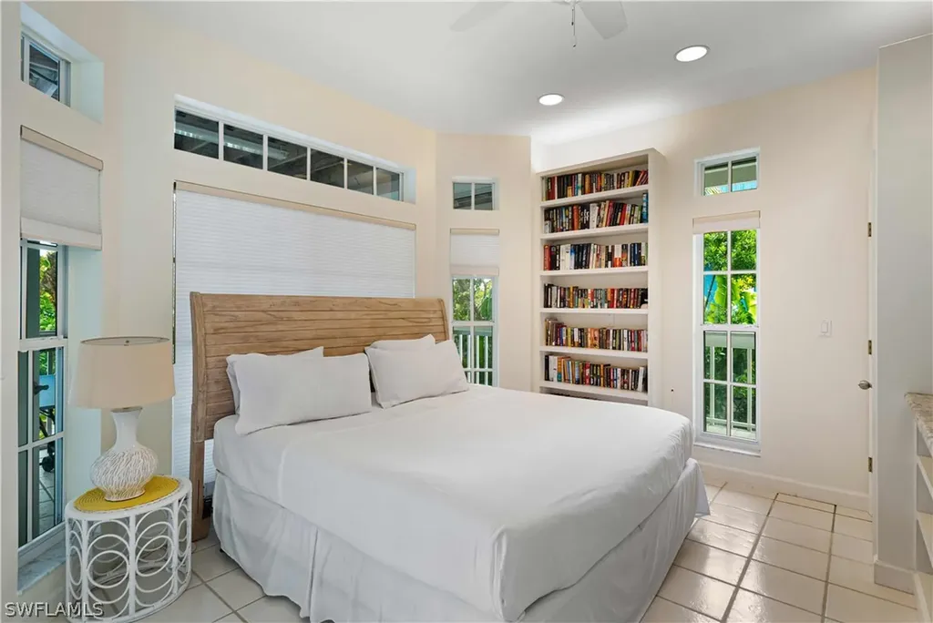 680 Gulf Lane Upper Captiva FL 33924