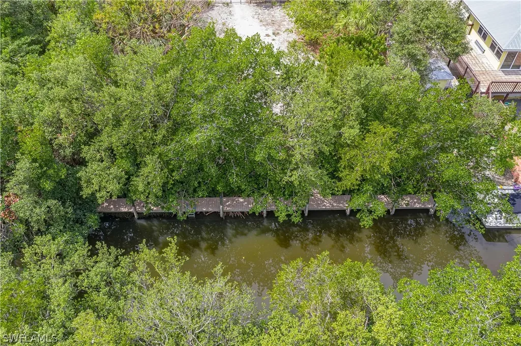 680 Gulf Lane Upper Captiva FL 33924
