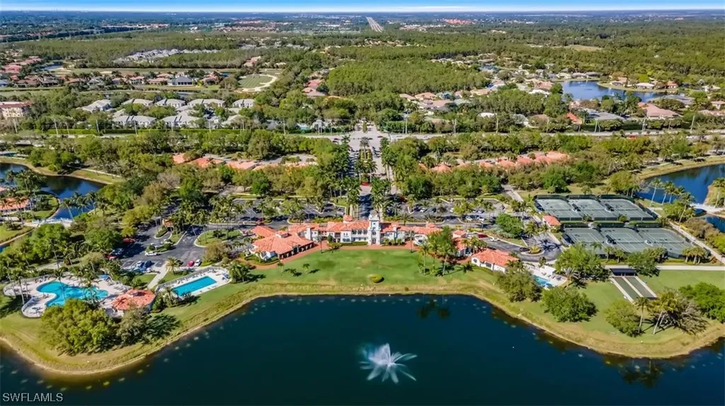 3952 Isla Ciudad Court Naples FL 34109