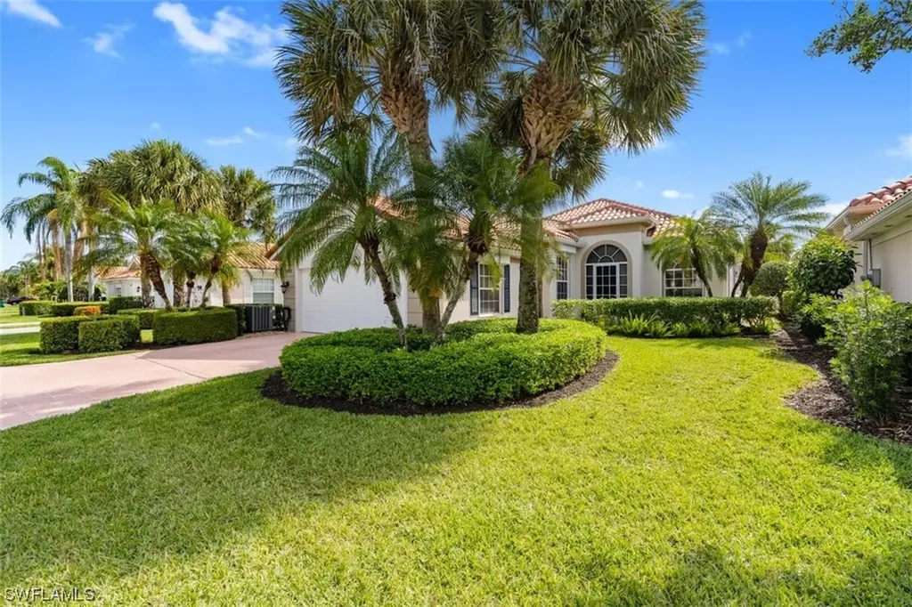 3952 Isla Ciudad Court Naples FL 34109