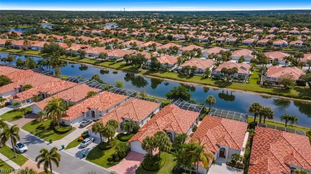 3952 Isla Ciudad Court Naples FL 34109