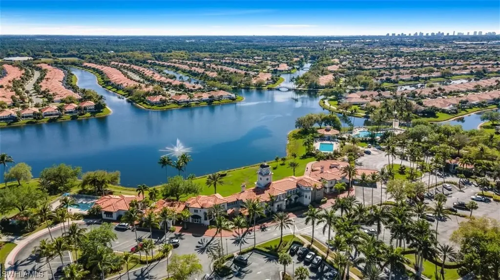 3952 Isla Ciudad Court Naples FL 34109