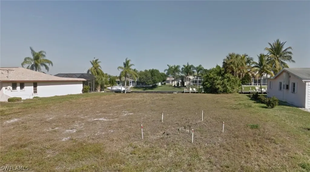 2635 SE 19th Avenue Cape Coral FL 33904