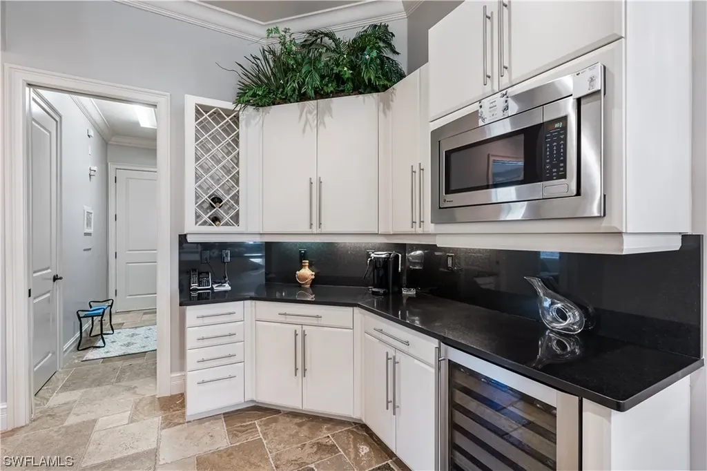 1463 Everglades Boulevard S Naples FL 34117