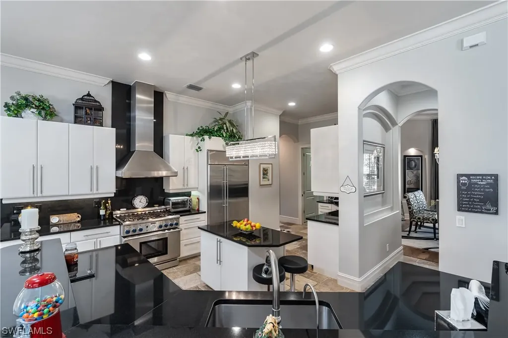 1463 Everglades Boulevard S Naples FL 34117