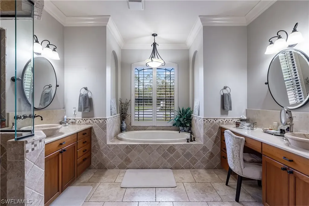 1463 Everglades Boulevard S Naples FL 34117