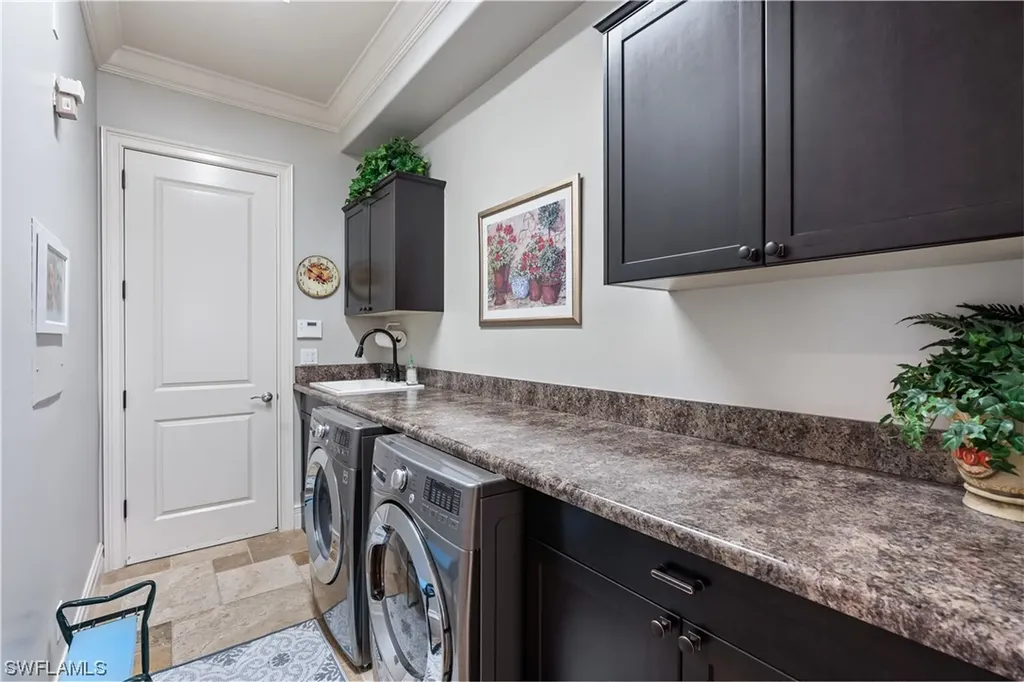 1463 Everglades Boulevard S Naples FL 34117