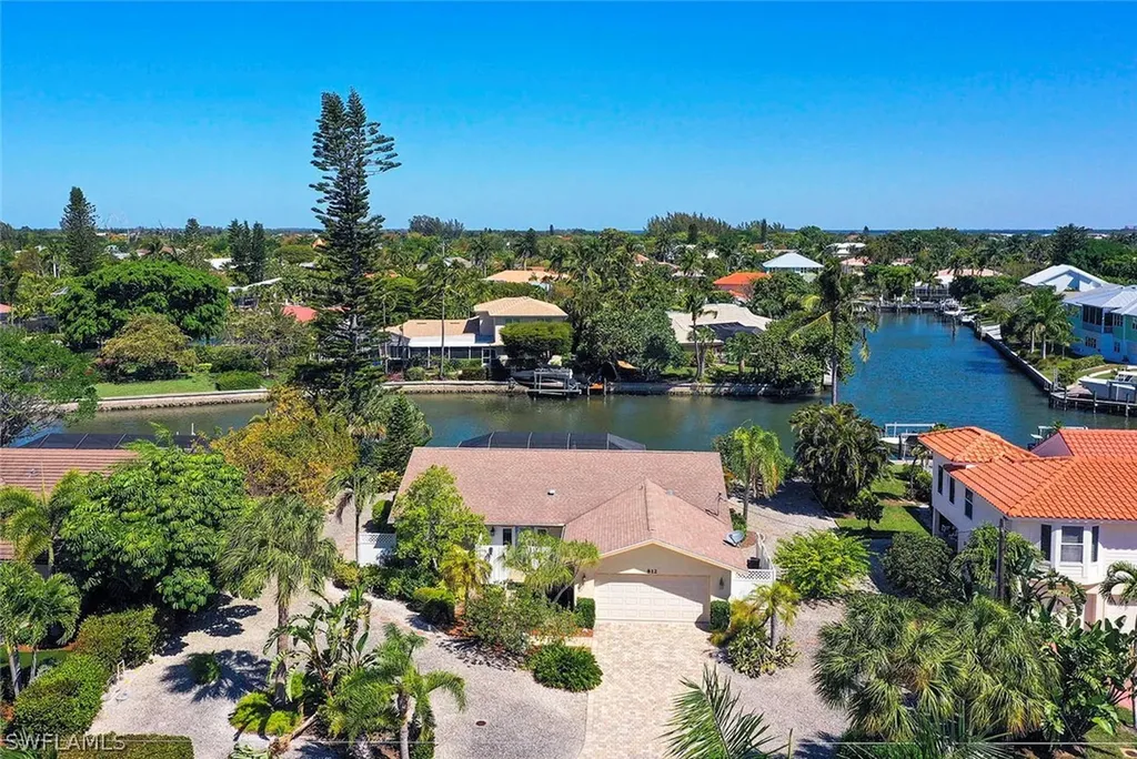 812 Sand Dollar Drive Sanibel FL 33957
