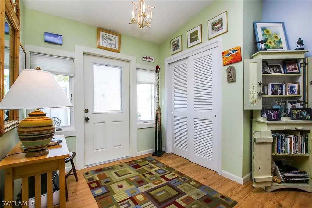 812 Sand Dollar Drive Sanibel FL 33957