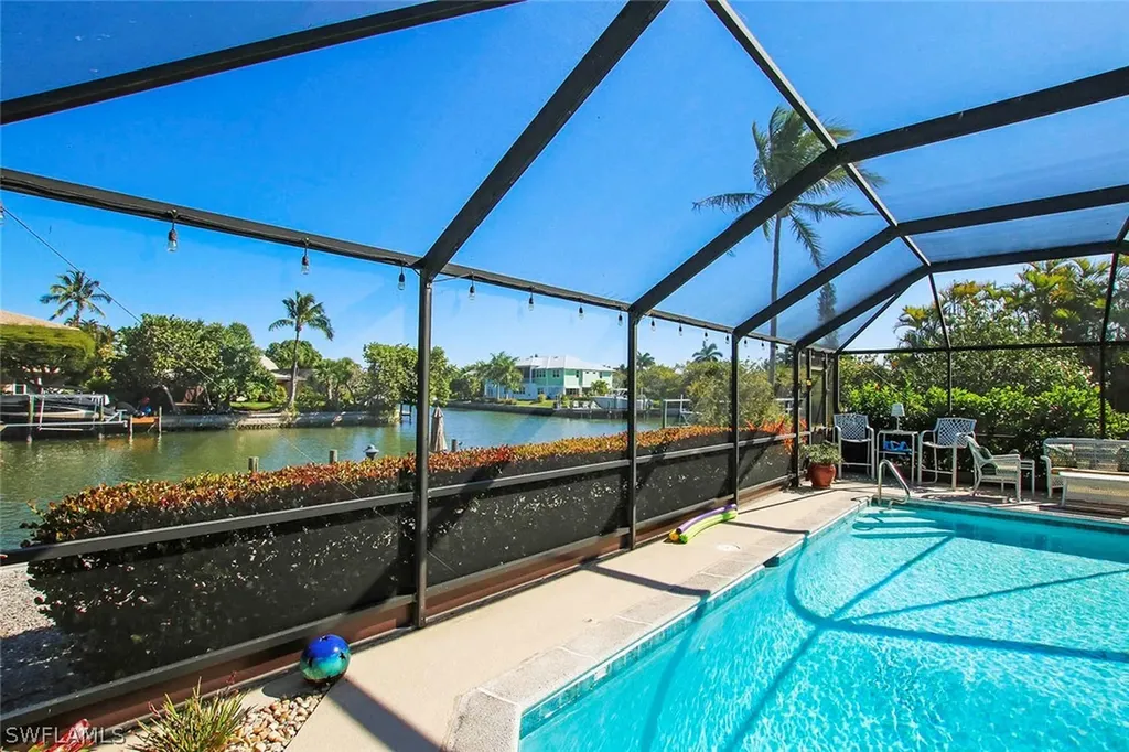 812 Sand Dollar Drive Sanibel FL 33957