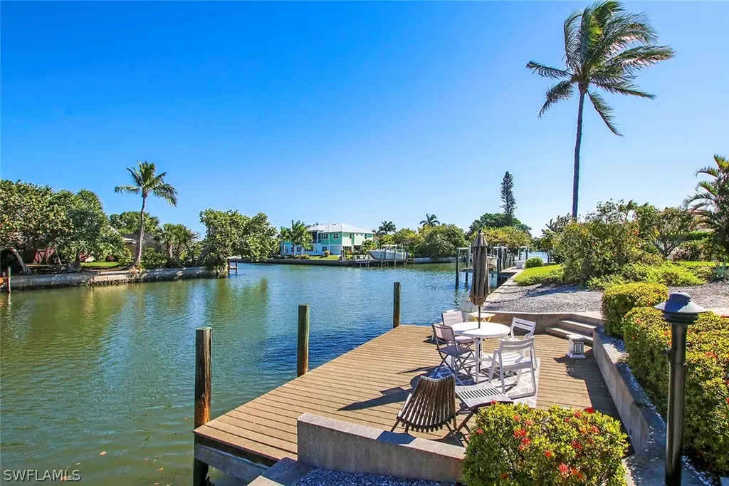 812 Sand Dollar Drive Sanibel FL 33957