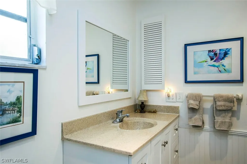 812 Sand Dollar Drive Sanibel FL 33957