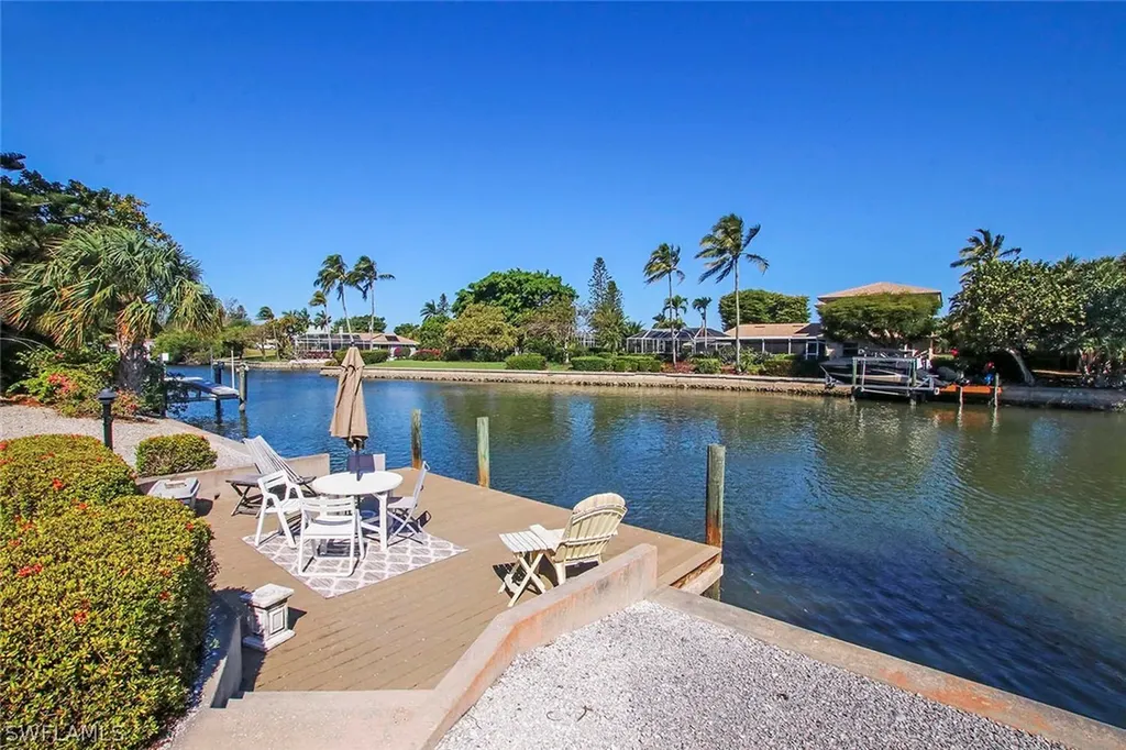 812 Sand Dollar Drive Sanibel FL 33957