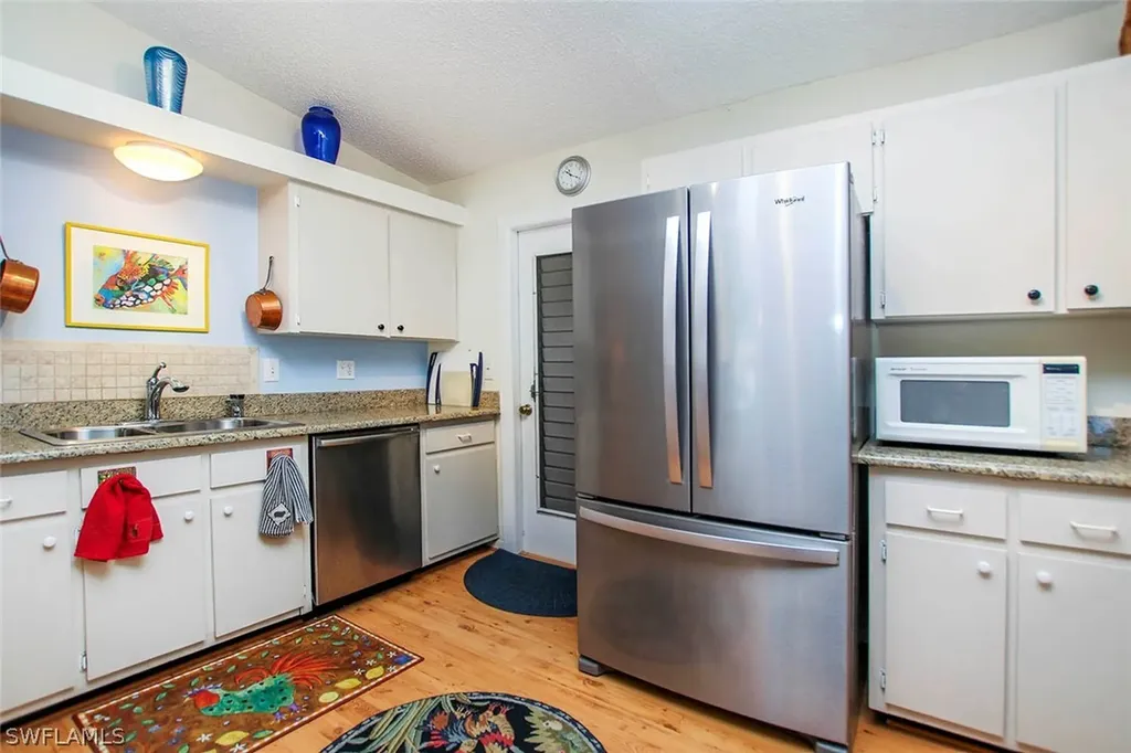812 Sand Dollar Drive Sanibel FL 33957