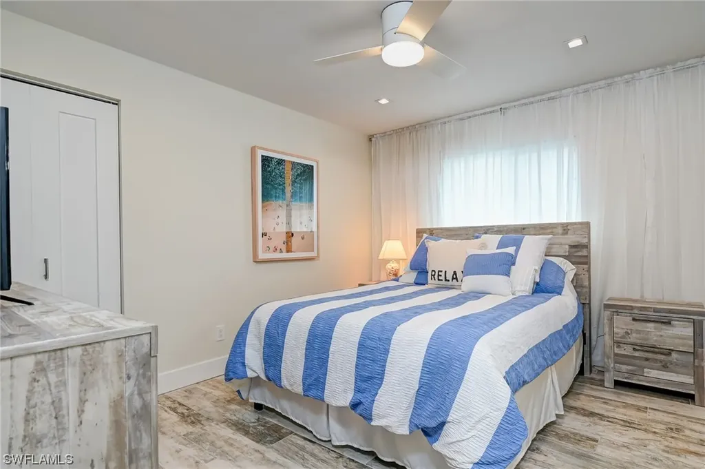 577 102nd Avenue N Naples FL 34108