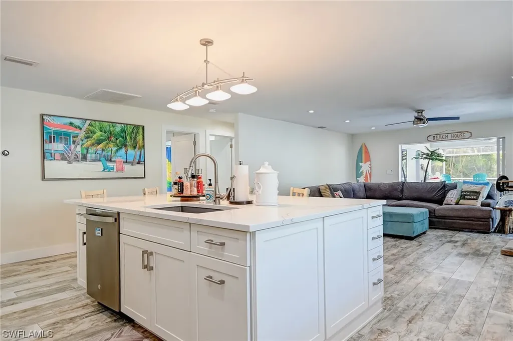 577 102nd Avenue N Naples FL 34108