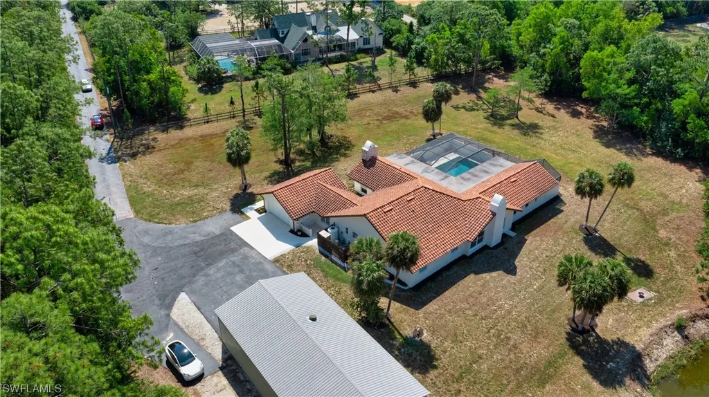 2500 County Barn Road Naples FL 34112