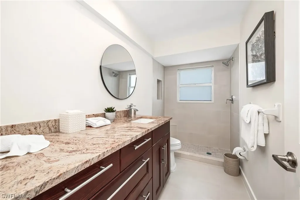 2500 County Barn Road Naples FL 34112