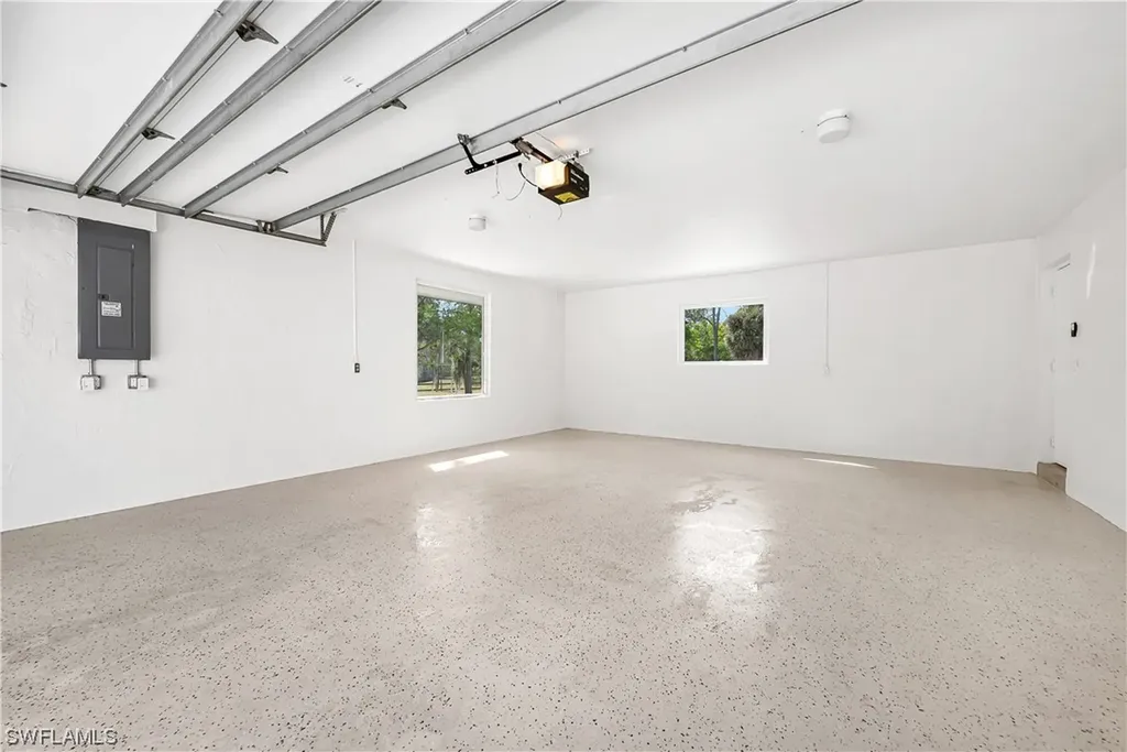 2500 County Barn Road Naples FL 34112