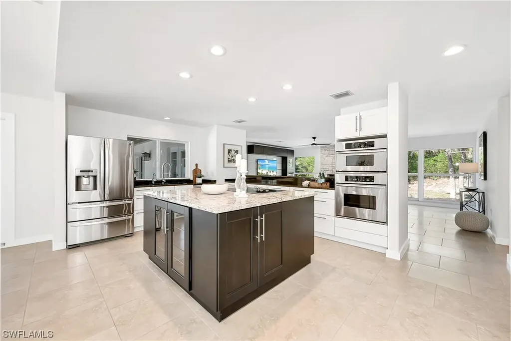 2500 County Barn Road Naples FL 34112
